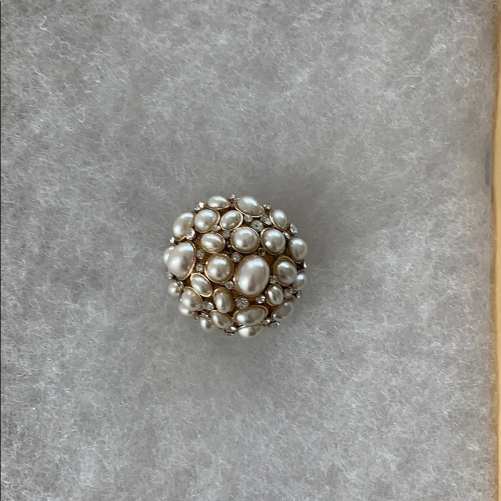 Statement pearl and diamond cluster ring